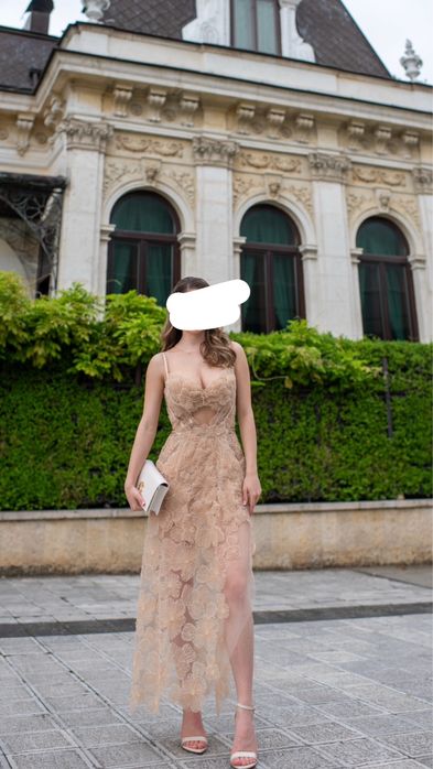 Абитуриентска рокля