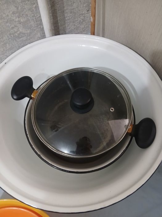 Продаются все за одну цену.