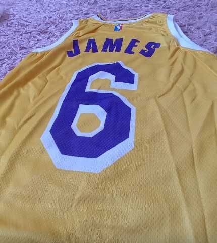 Чисто нов оригинален екип на Los Angelis Lakers - LeBron James