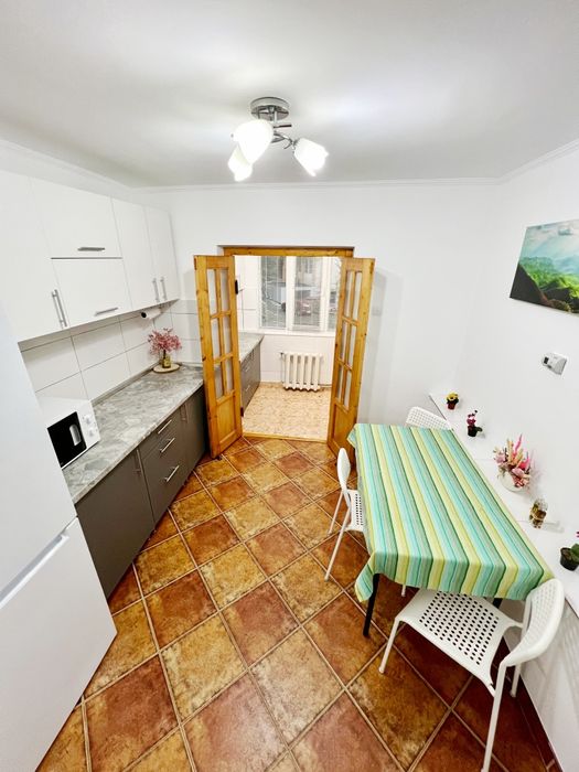 Închiriez apartament 2 camere în Zalău, Brădet, etaj 1, cu loc de parc