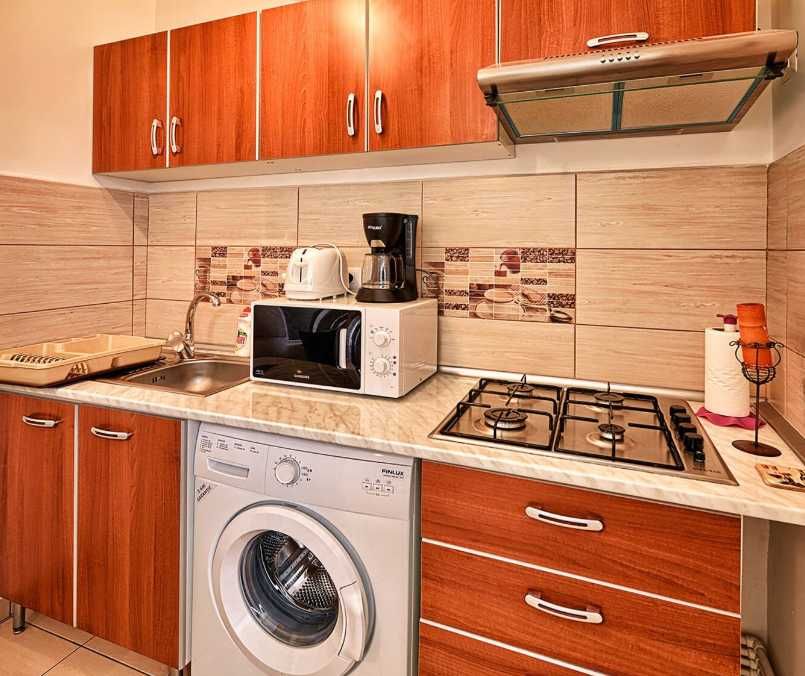 Дава се под наем Двустаен апартамент в Пловдив, Христо Смирненски - 65 кв.м за 250 € - Снимка #2