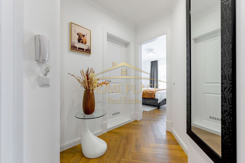 Дава се под наем Двустаен апартамент в Варна, Център - 65 кв.м за 1045.5 € - Снимка #9