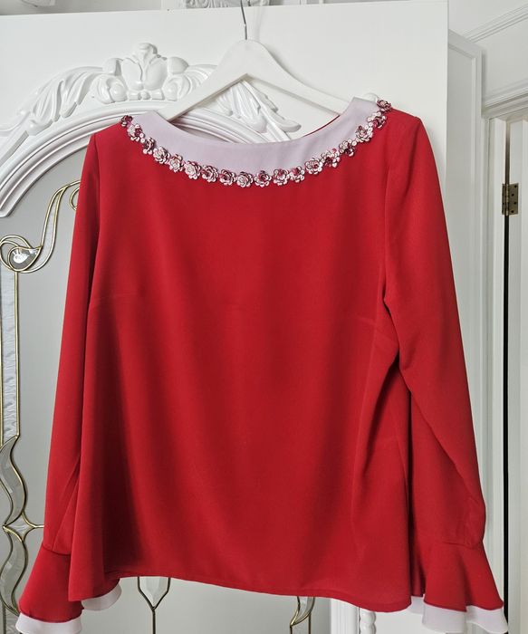 Продам новые турецкие блузы.50р