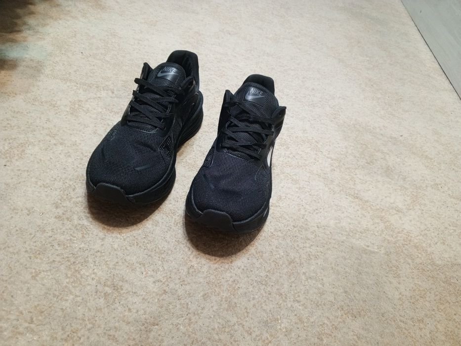 Новые легкие Nike, 43 размер