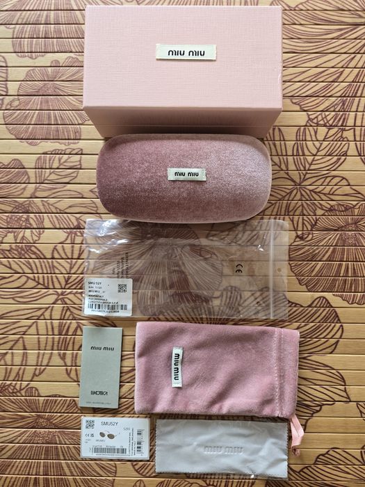 Слънчеви очила Miu Miu SMU 52Y