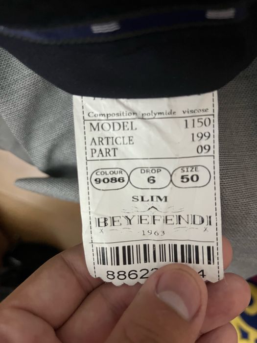 Продам костюм срочно