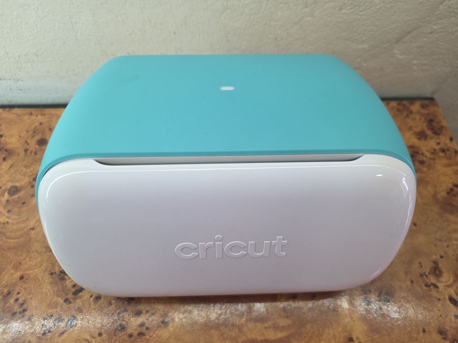 Cricut Joy Mini plotter