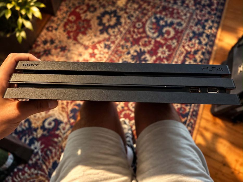 PlayStation 4 pro 1TB