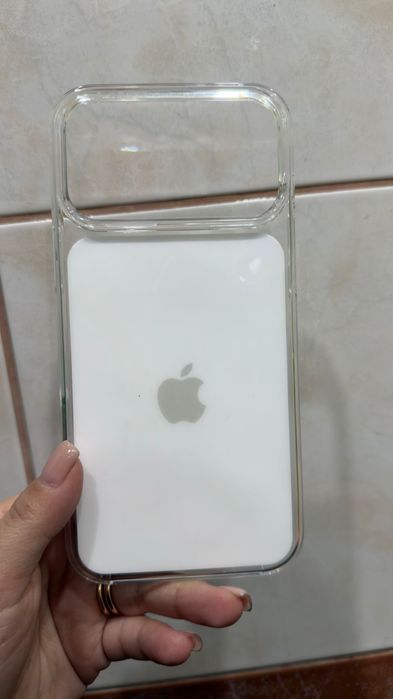 Продам чехол iPhone 17 Pro Max