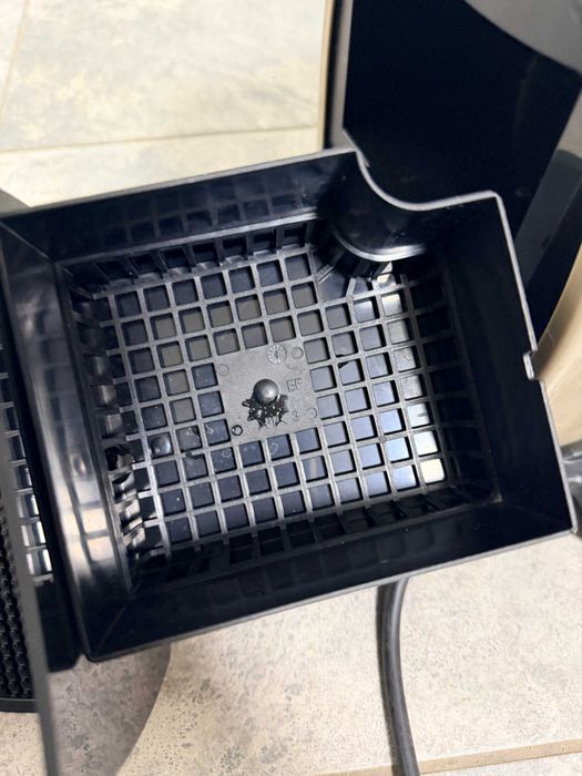 Капсулна кафемашина Nespresso Essenza