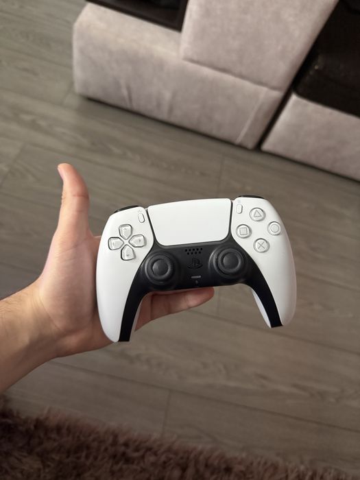 Controller playstation 5 alb aproape nou