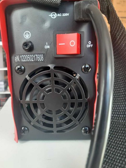 SUPER MINI Инверторен електрожен ММА160, IGBT