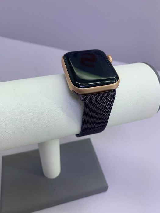 APPLE watch SE (GPS) ALUM 40 mm #МА366589