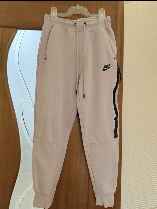 Спортивные костюмы Nike