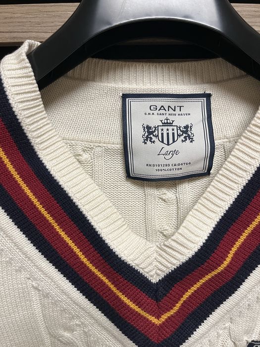 GANT Embroidered V Neck Cricket Jumper - : размер Л/ХЛ Оригинал