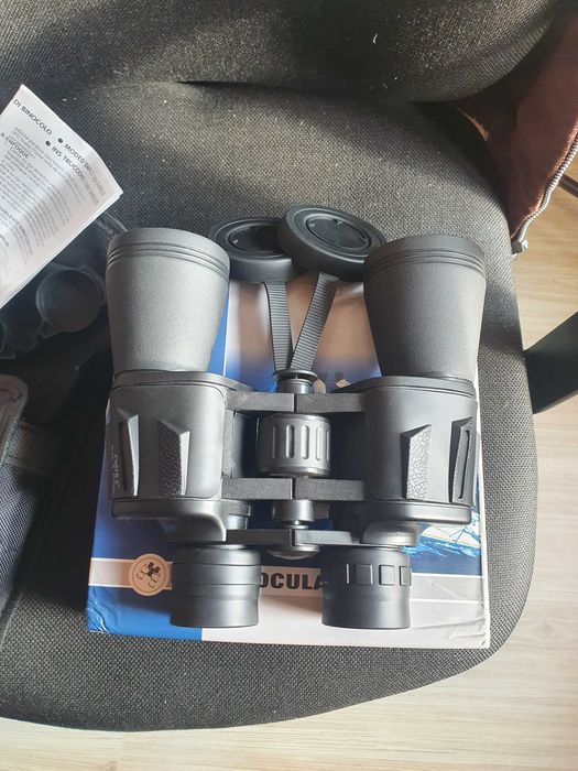 Vand binoclu profesional 10x50