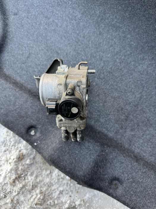 Дроссельная заслонка Toyota spasio