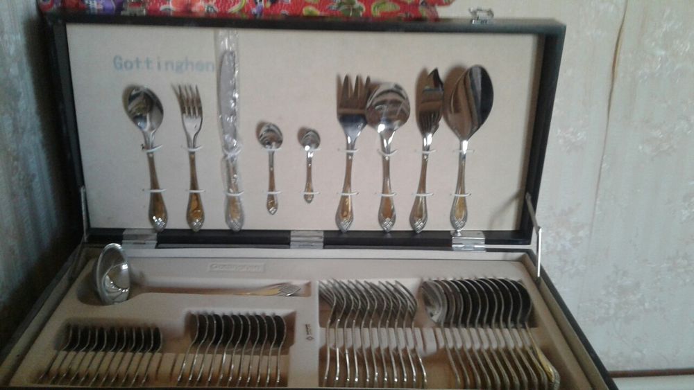 Столовый прибор большой