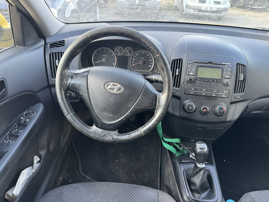 Hyundai i30 1.4i 109hp 2010г На части