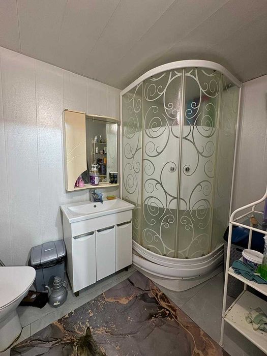 В продаже трехкомнатный дом