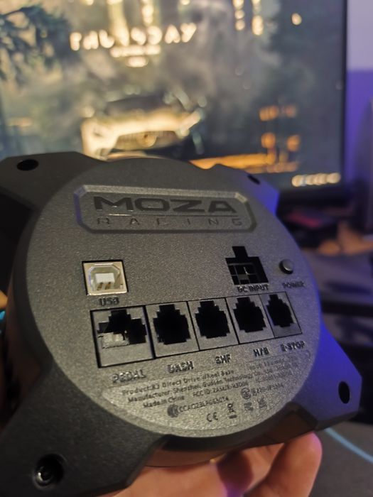 Volan Gaming Moza R3 Bundle pentru PC ca nou