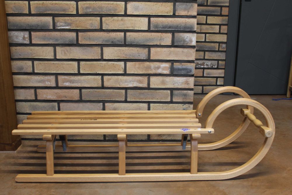 Sanie din lemn Rees Rodel