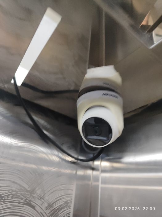 Камеры комплект с 3 трюма HD  камерами  срочна