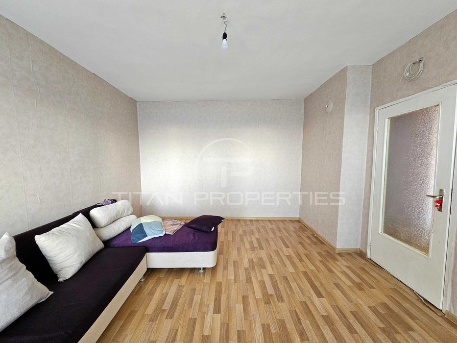 двустаен апартамент Младежки хълм