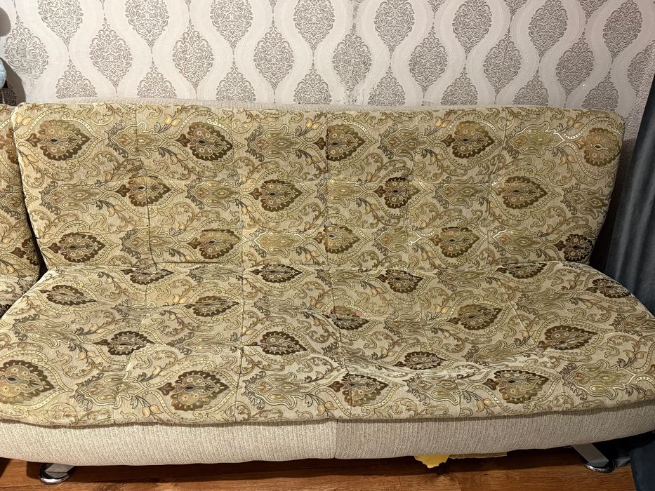 Отдам диван даром самовывоз