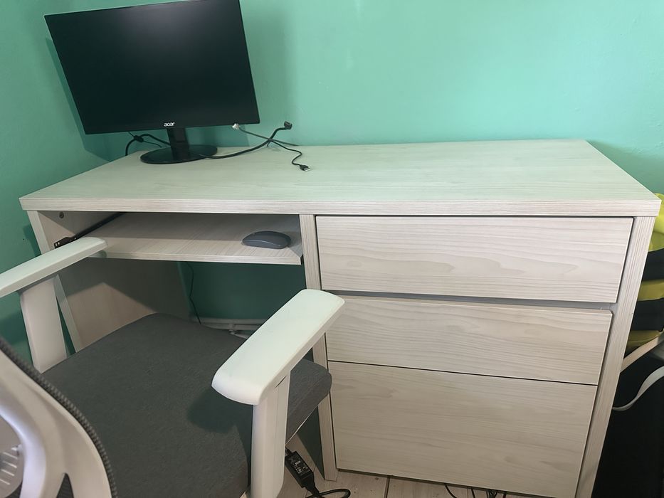 Birou alb stare excellenta