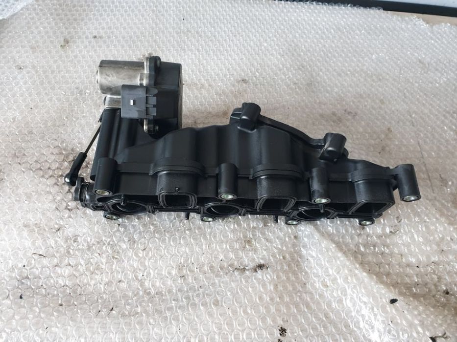 galerie admisie cu clapete si motoras audi a4 b8 2.7 tdi cgk 059129086l z059129711ch