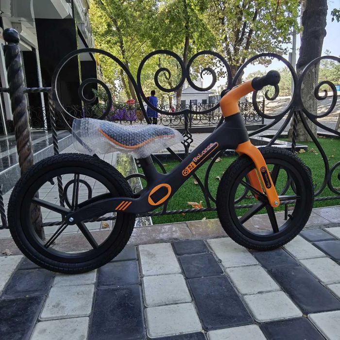 Беговелы детские, 12-14 размер.