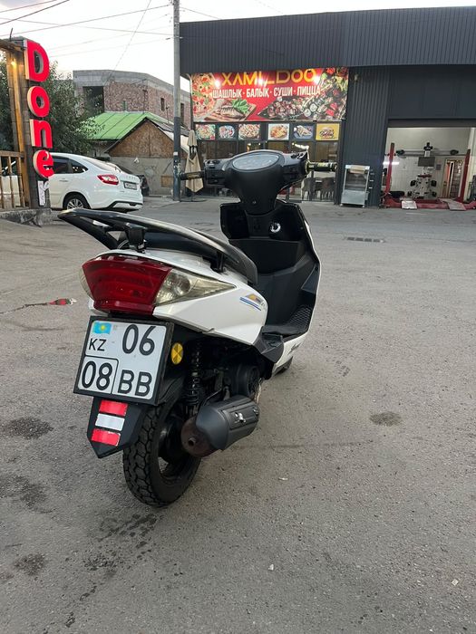Мопед м8 180куб.