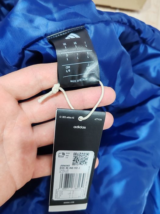 Ново мъжко Л размер оригинално зимно яке Adidas