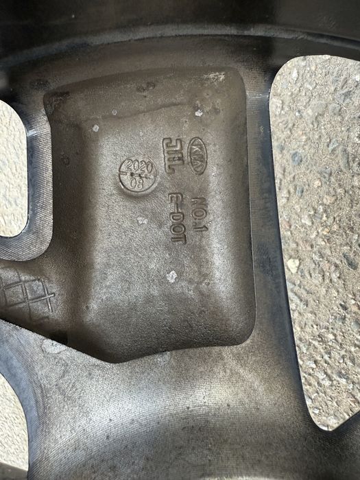 Диски оригинал киа хундай 4шт