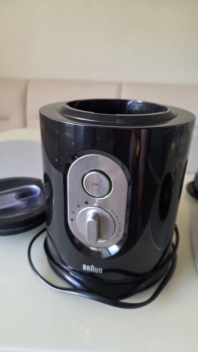 Продам на запчасти блендер Braun