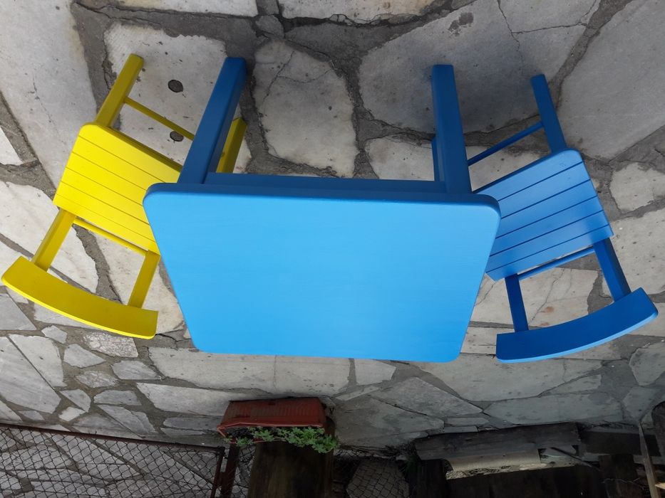 Детски комплект масички със столчета. Производител.