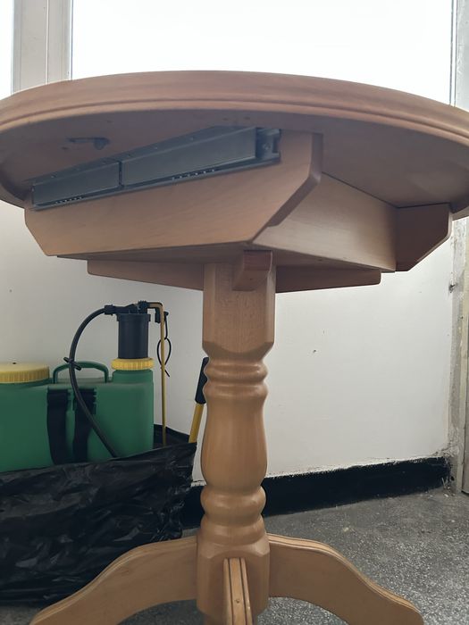 Разтегателна маса с ДВА стола