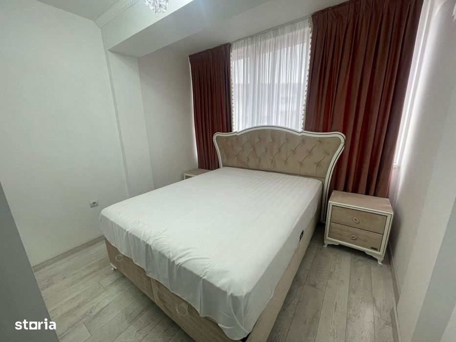 Apartament de vanzare 4 camere in zona Cetatii!