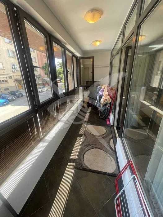 Продава се Тристаен апартамент в Бургас, Възраждане - 110 кв.м за 1206 €/кв.м - Снимка #13