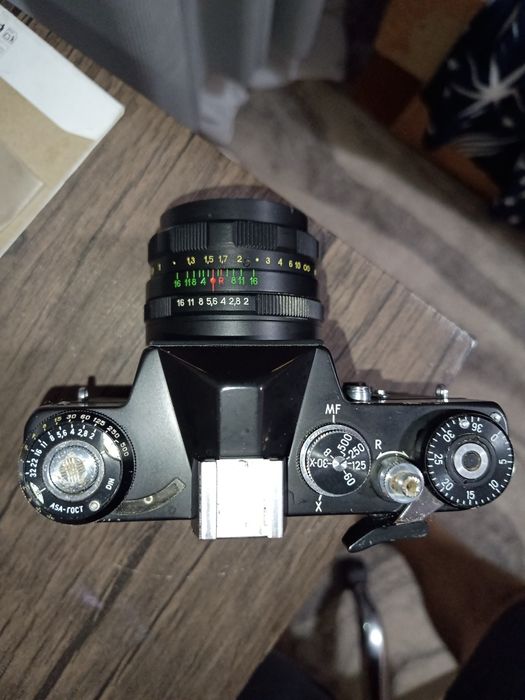 Aparat foto Zenit EM