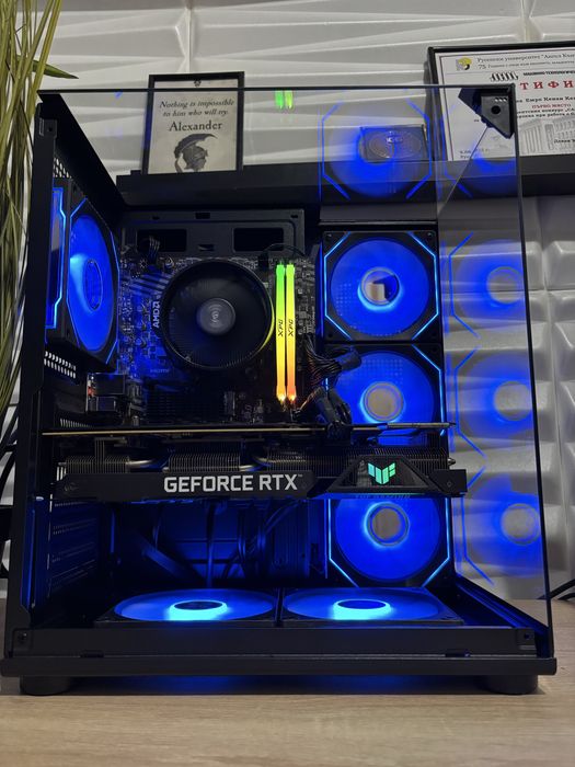 Панорамен геймърски компютър Ryzen 5500/RTX3060Ti/16 Ram/500 ssd/550W Gold