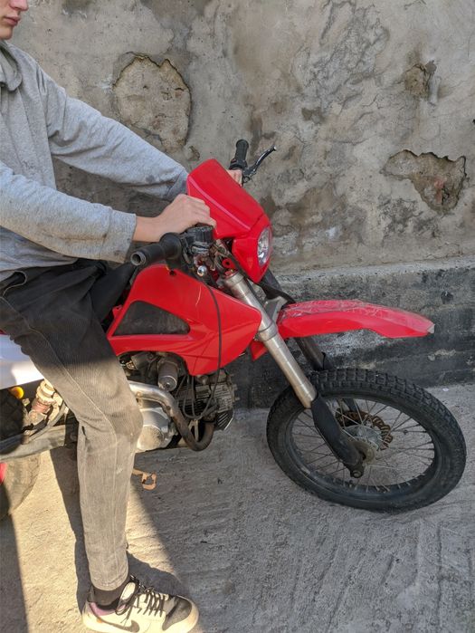 Питбайк  125 кубов механика.