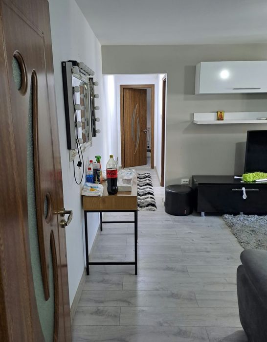Apartament de vânzare Craiovita Noua
