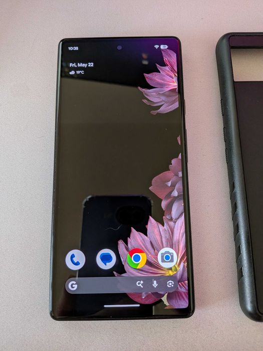 Vand telefon Google Pixel 6, 128GB, 8GB RAM, 5G + husa dbrand GRIP + folie de aplicat pe husa