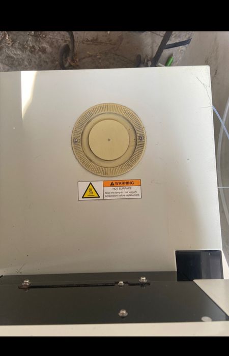 Атомный спектромерт вместе с семплером