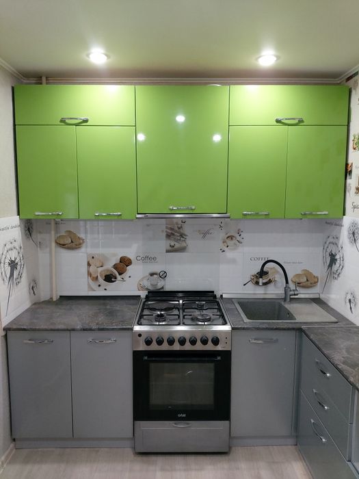 Продам кухонную мебель