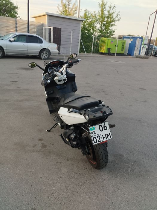 Макси скутер gilera gp 800