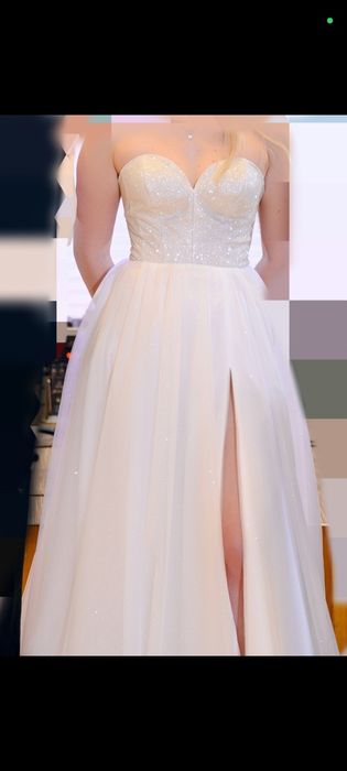 Продам платье женское