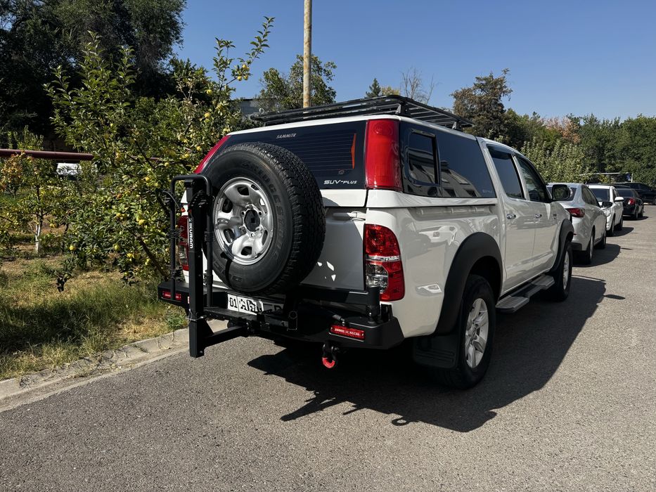 Toyota Hilux 2.7 AT (АКПП), Part-Time 4WD, 2014, полный обвес